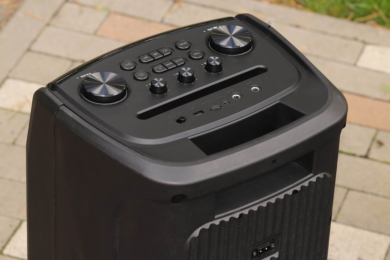 REAL-EL_X-797_portable_acoustics